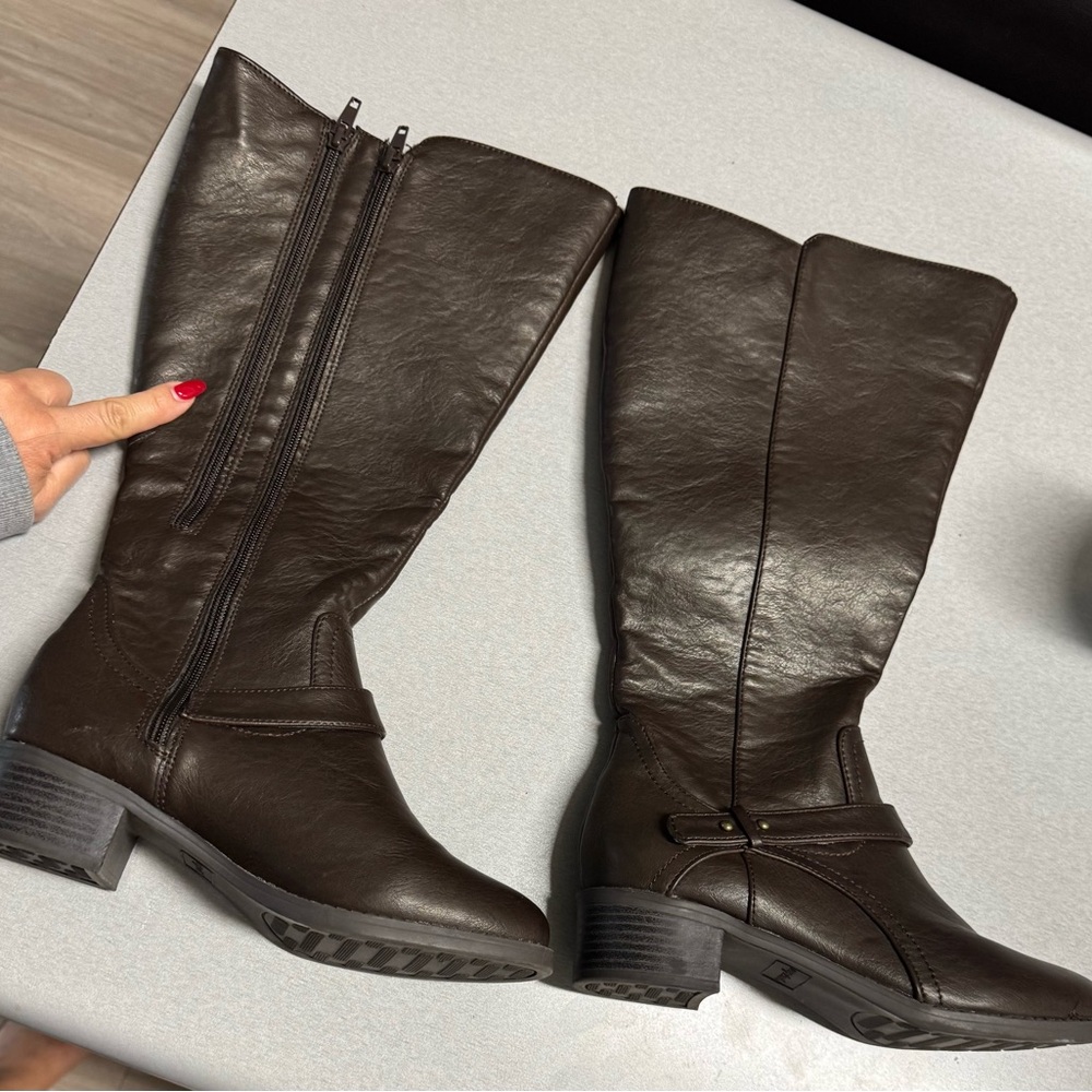 Easy Street Dark Brown Heeled Boots